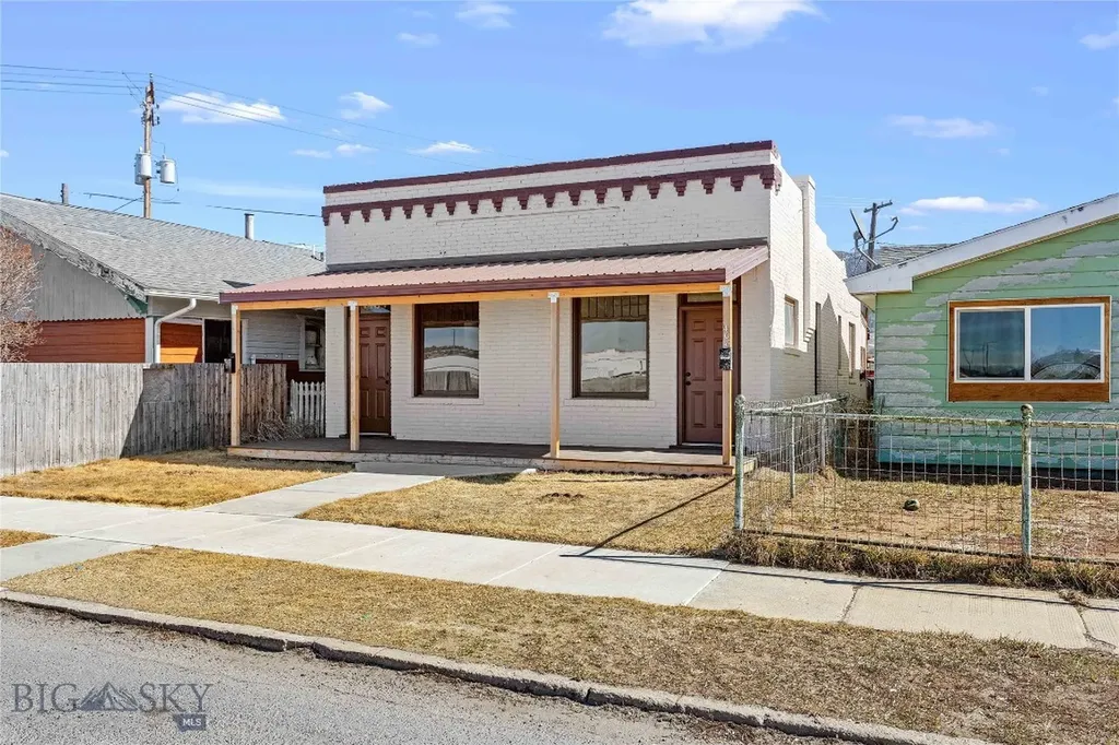 1404 S Warren Butte MT 59701