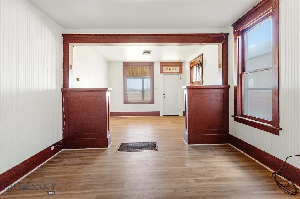 1404 S Warren Butte MT 59701