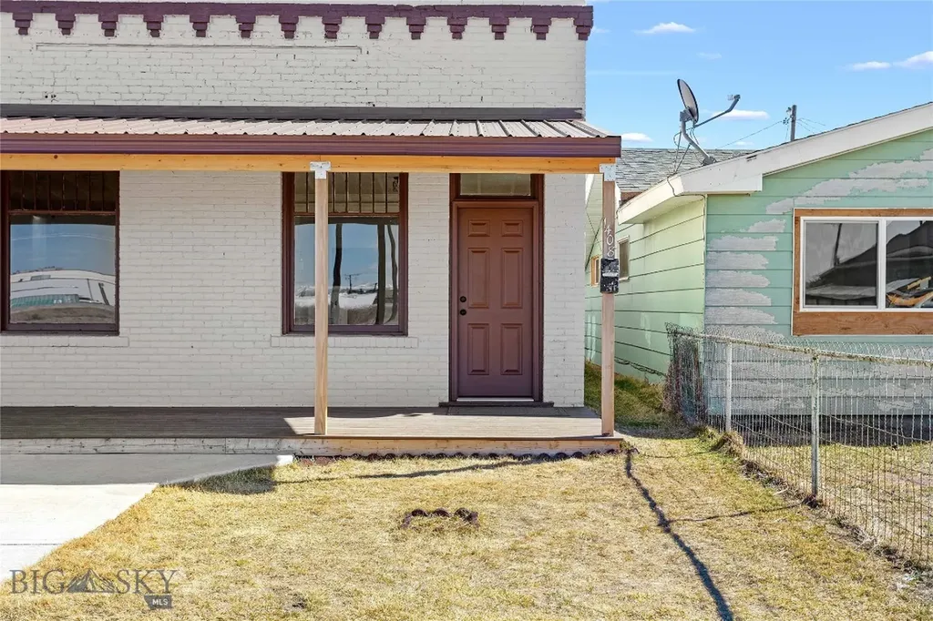 1404 S Warren Butte MT 59701