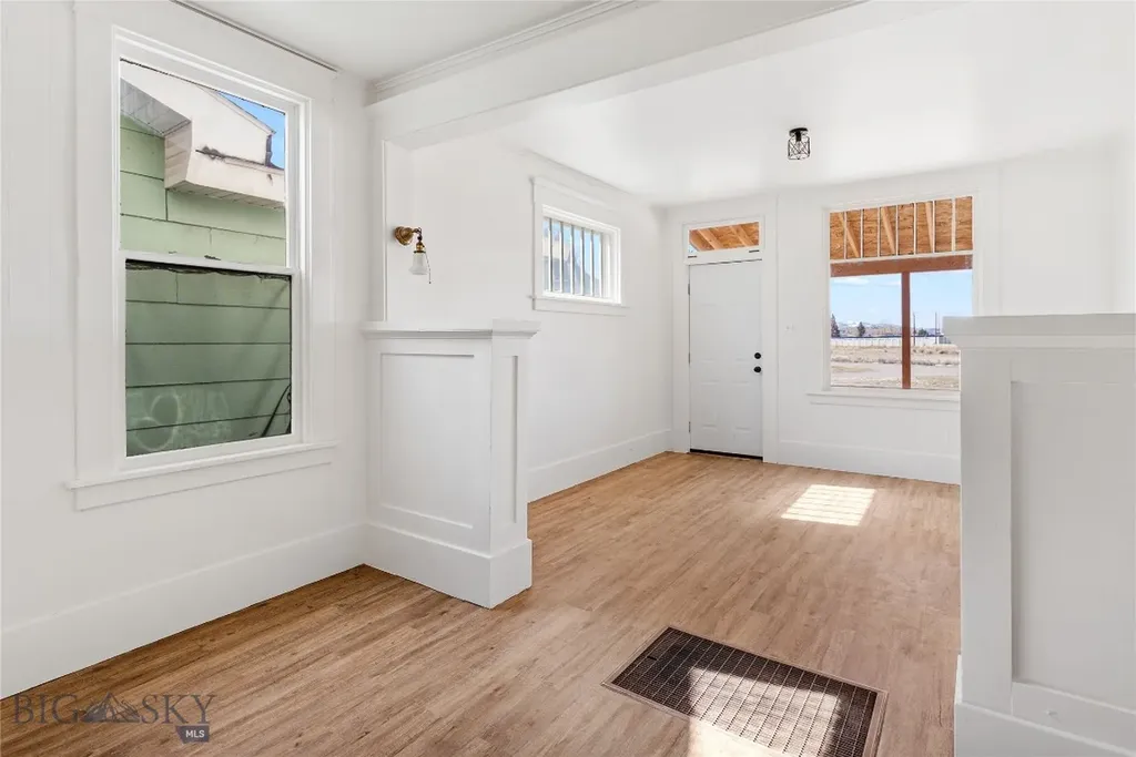 1404 S Warren Butte MT 59701