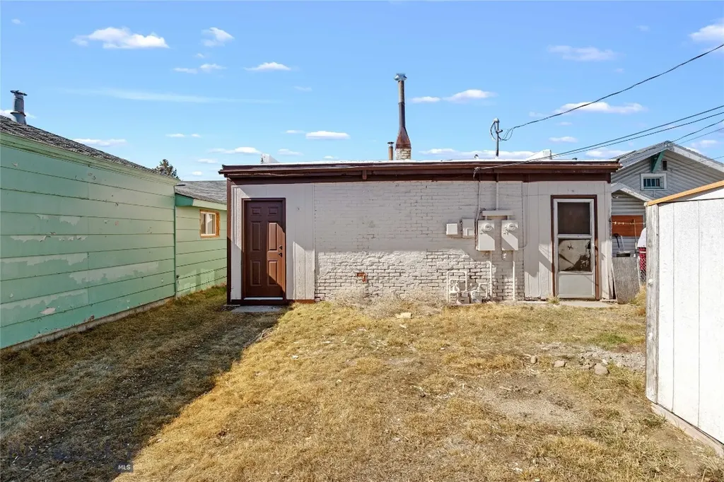 1404 S Warren Butte MT 59701