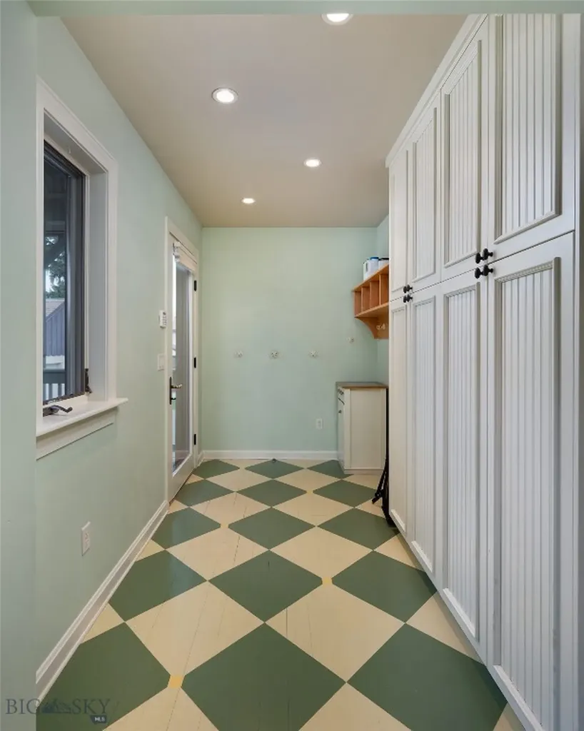 515 W Cleveland Street Bozeman MT 59715