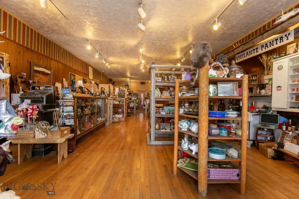 122 W Wallace Street Virginia City MT 59755