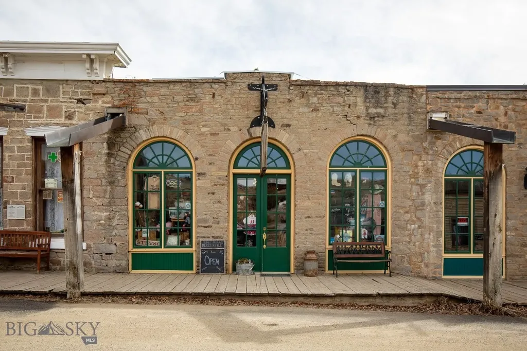 122 W Wallace Street Virginia City MT 59755