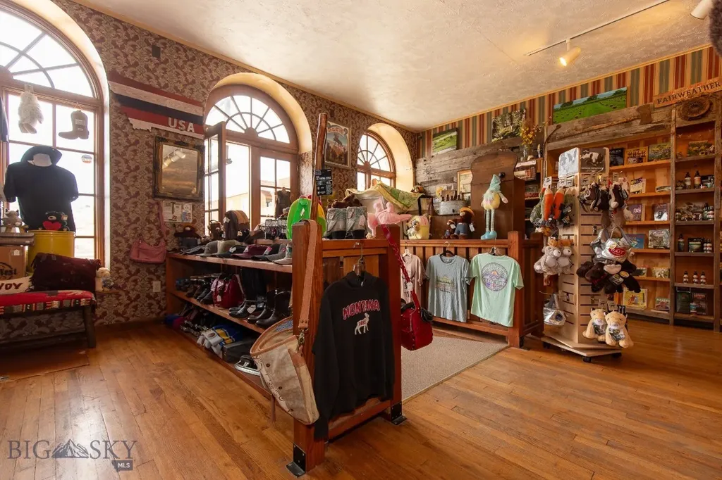 122 W Wallace Street Virginia City MT 59755