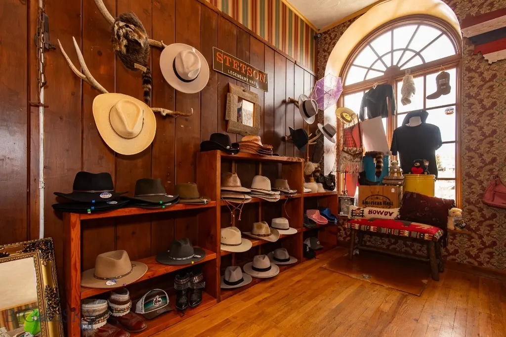 122 W Wallace Street Virginia City MT 59755
