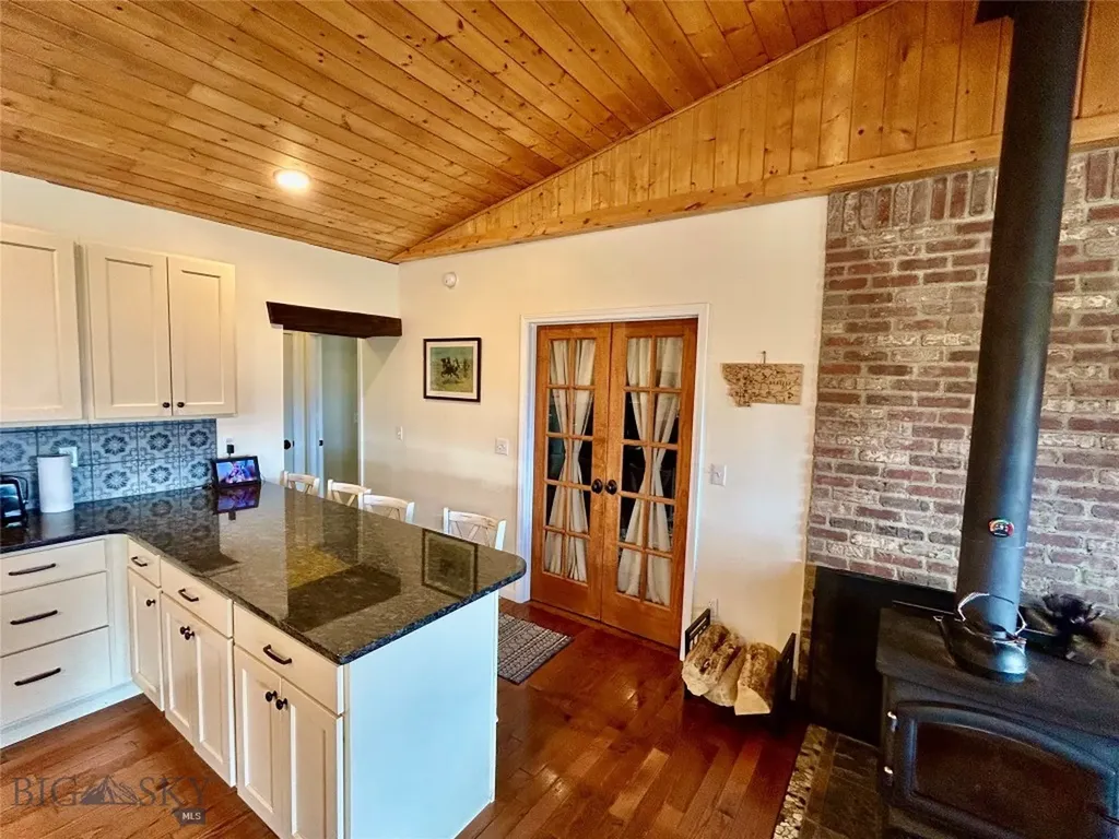 3957 Blacktail Road Dillon MT 59725