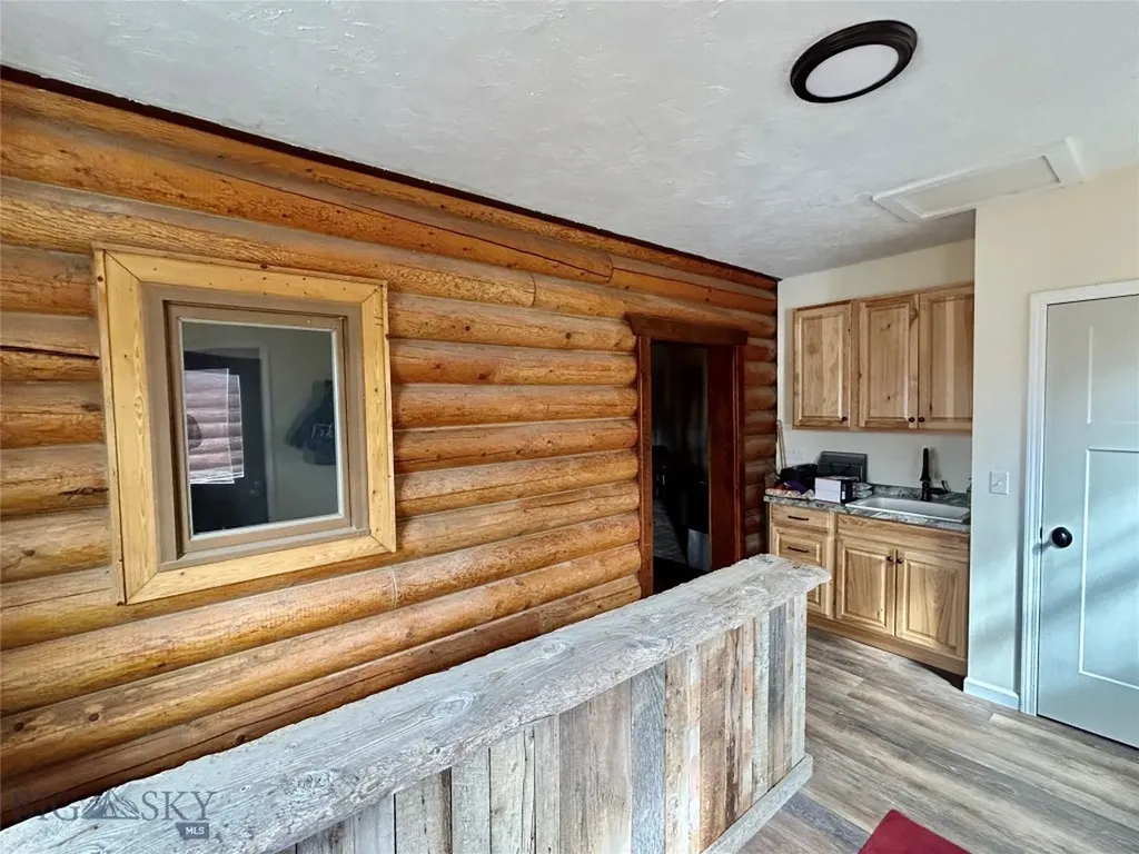 3957 Blacktail Road Dillon MT 59725
