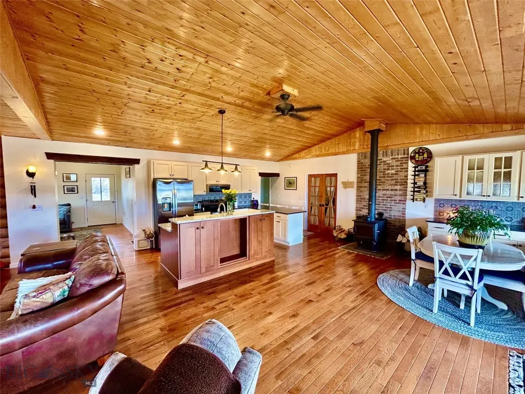 3957 Blacktail Road Dillon MT 59725