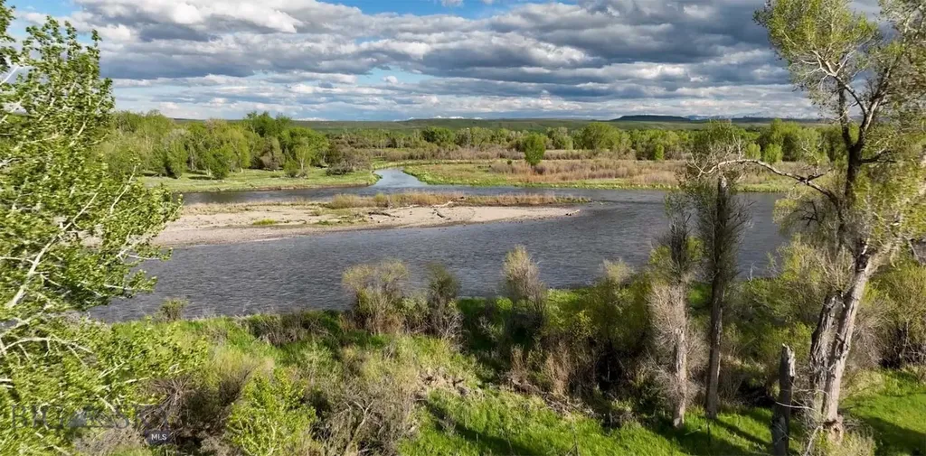 15 Meridian Road Three Forks MT 59752
