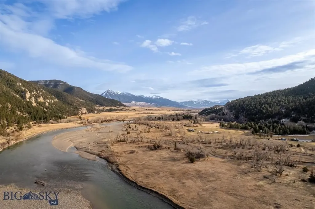5042 Us Highway 89 S Livingston MT 59047