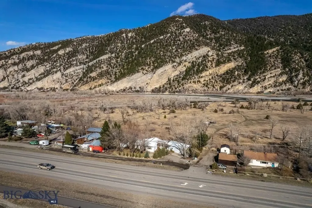 5042 Us Highway 89 S Livingston MT 59047