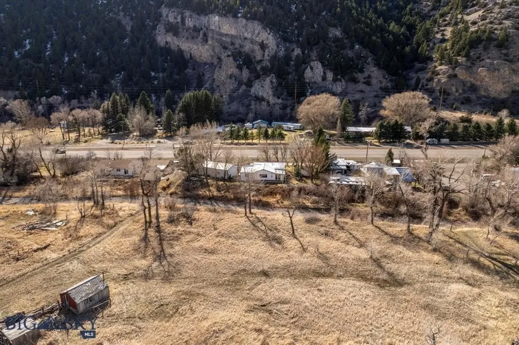 5042 Us Highway 89 S Livingston MT 59047