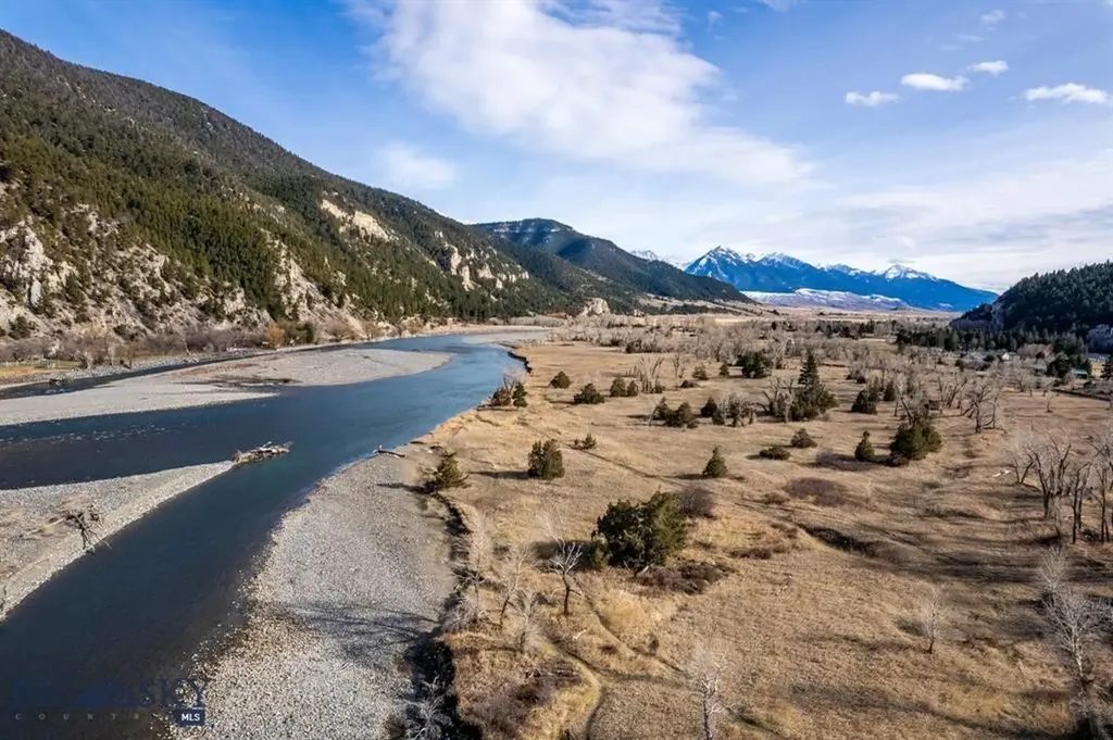 5042 Us Highway 89 S Livingston MT 59047