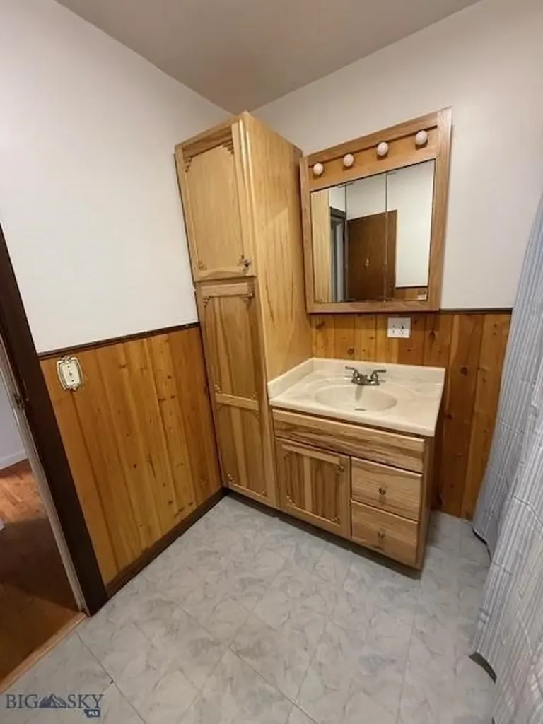 5042 Us Highway 89 S Livingston MT 59047