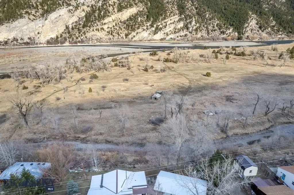 5042 Us Highway 89 S Livingston MT 59047