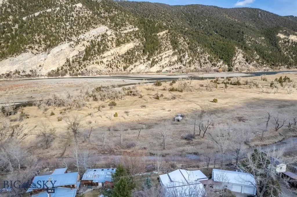 5042 Us Highway 89 S Livingston MT 59047