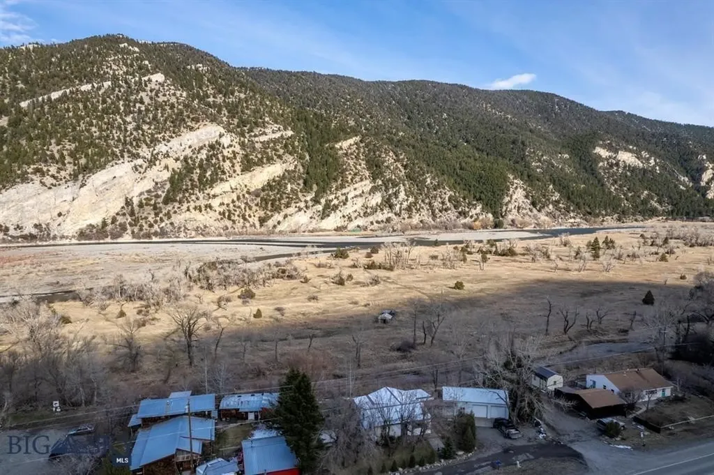 5042 Us Highway 89 S Livingston MT 59047