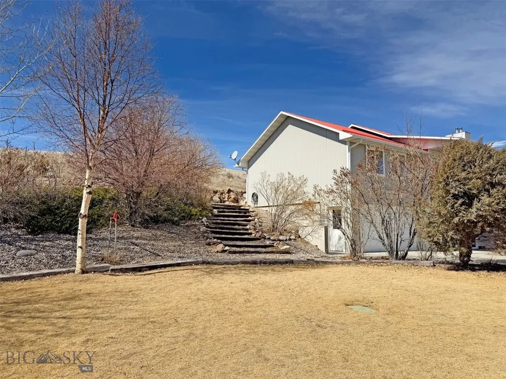 355 Meriwether Lane Dillon MT 59725