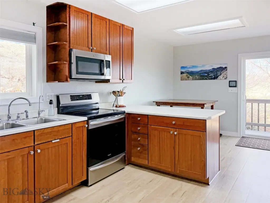 355 Meriwether Lane Dillon MT 59725