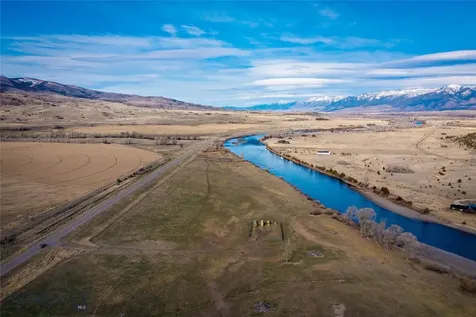 TBD Highway 89 Emigrant MT 59027
