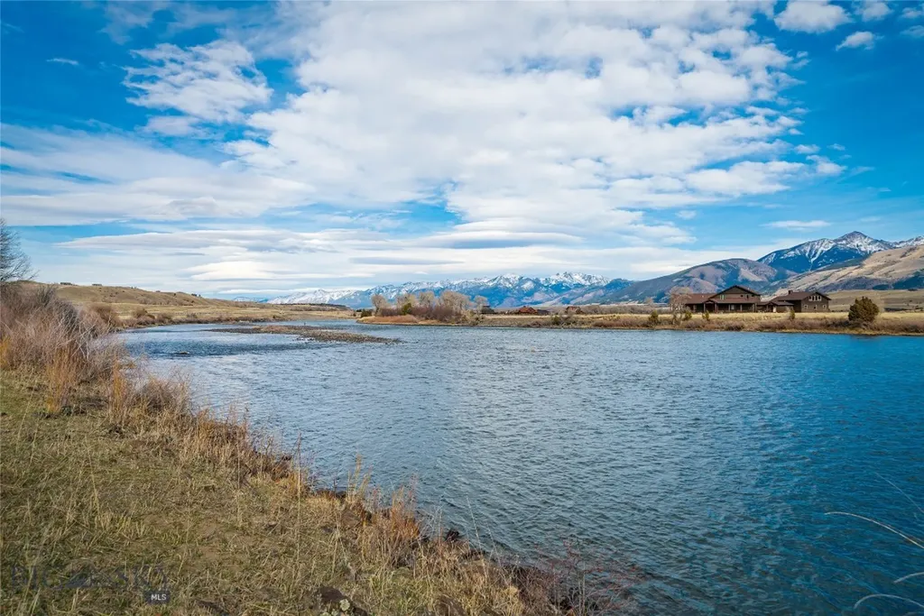 Tbd Highway 89 Emigrant MT 59027