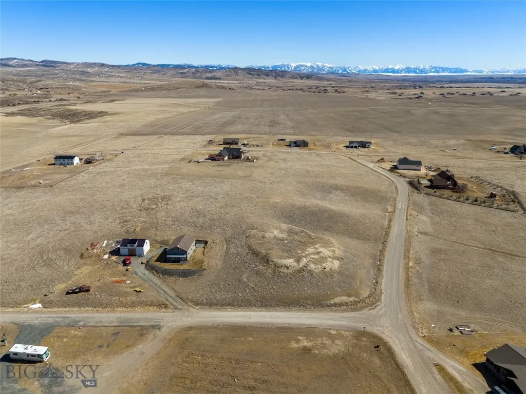 12 Hollowtop Three Forks MT 59752