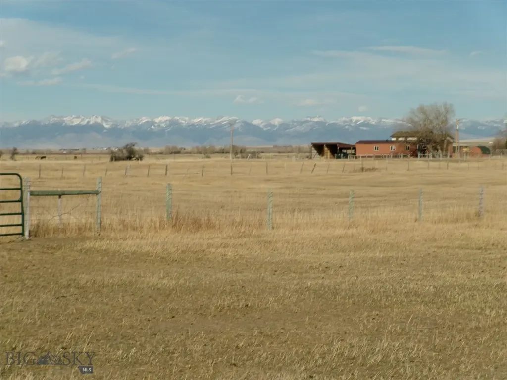 1335 Cattle Drive Dillon MT 59725