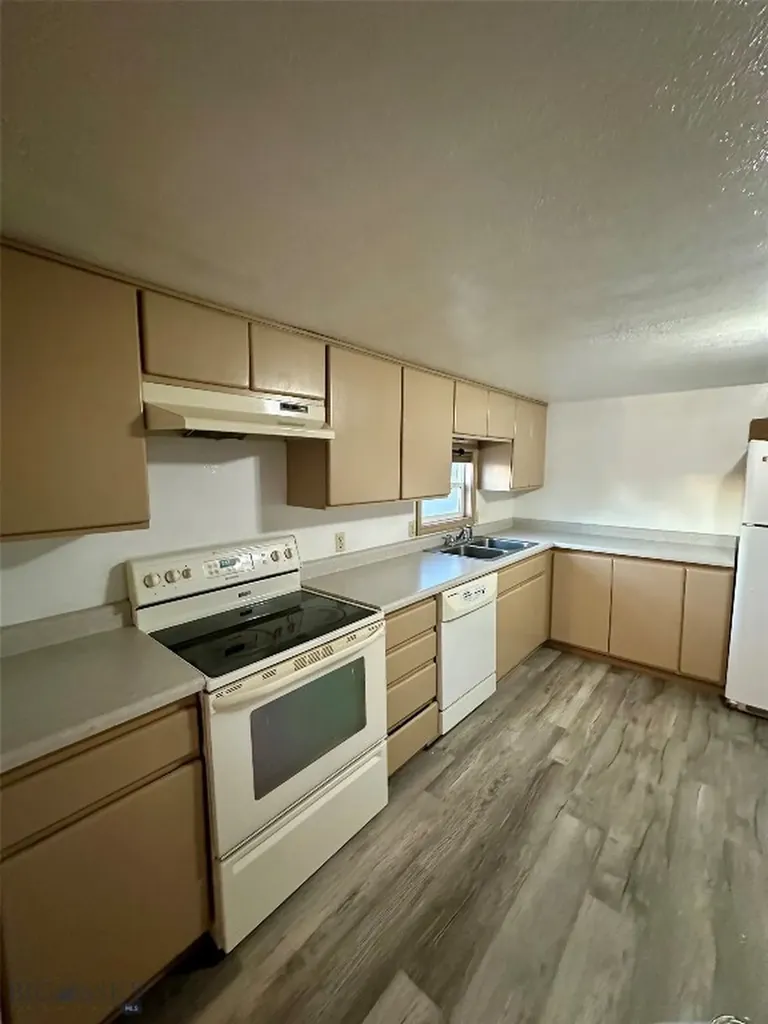 1025 Montana Avenue Deer Lodge MT 59722