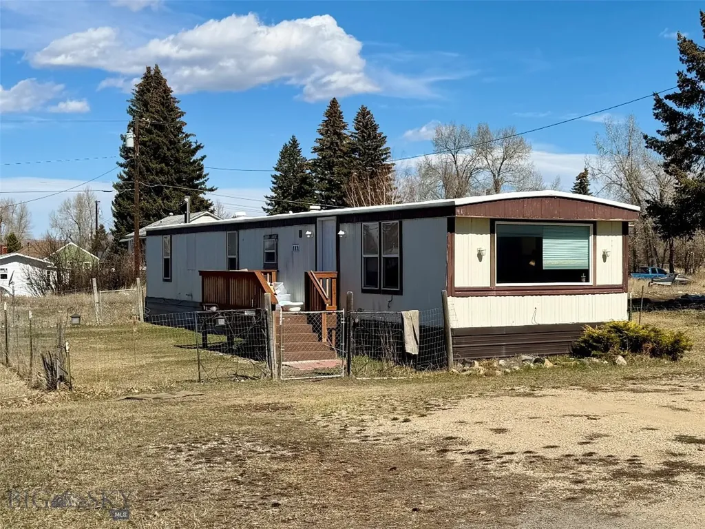 1025 Montana Avenue Deer Lodge MT 59722