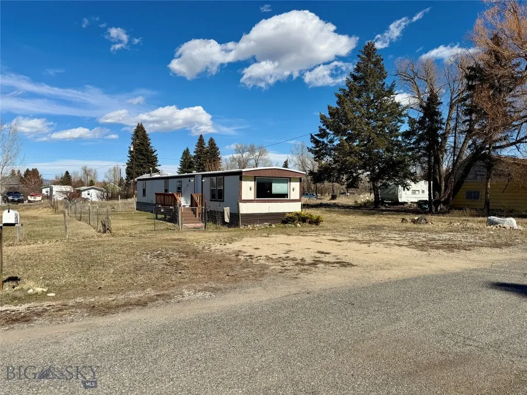 1025 Montana Avenue Deer Lodge MT 59722