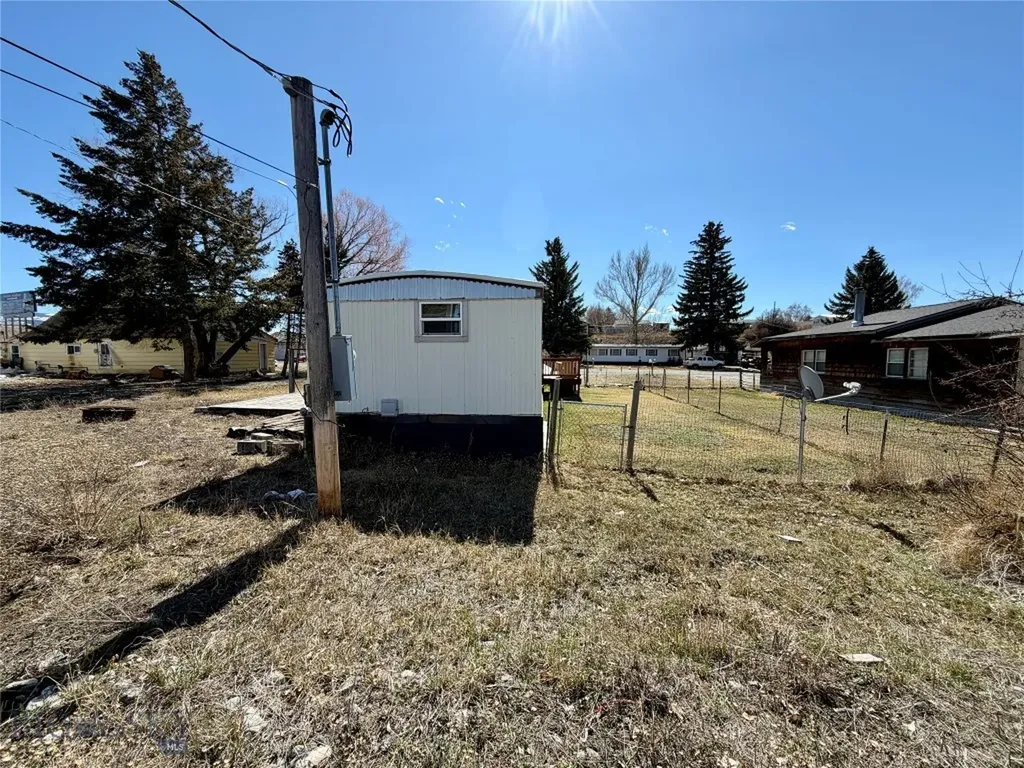 1025 Montana Avenue Deer Lodge MT 59722