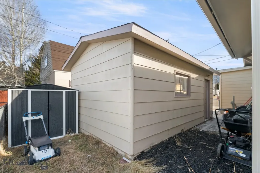 2545 Amherst Avenue Butte MT 59701