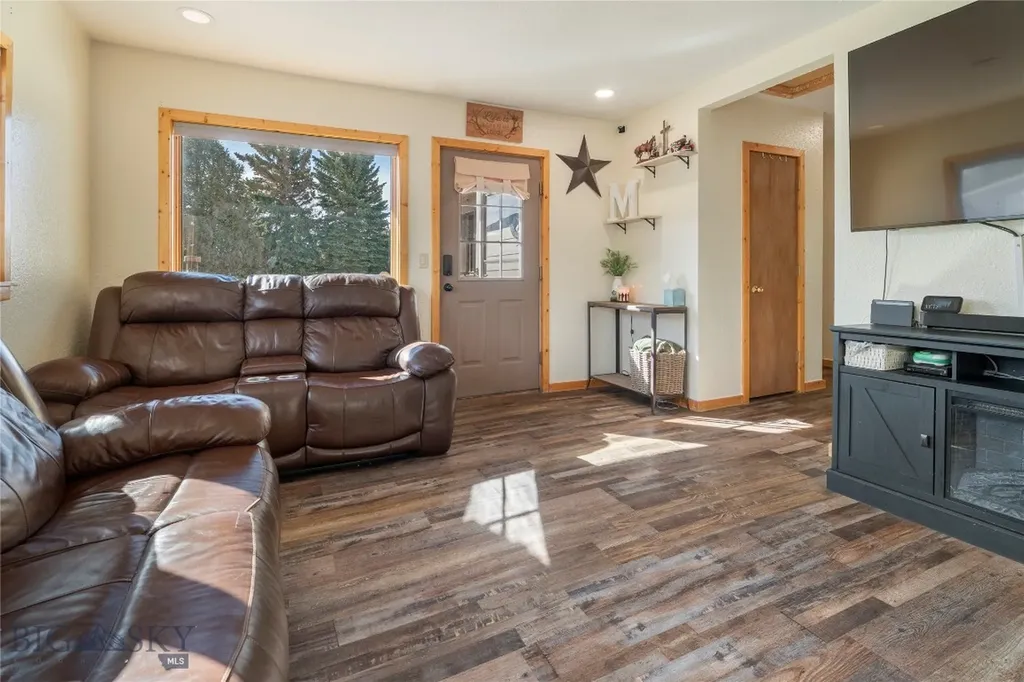 2545 Amherst Avenue Butte MT 59701