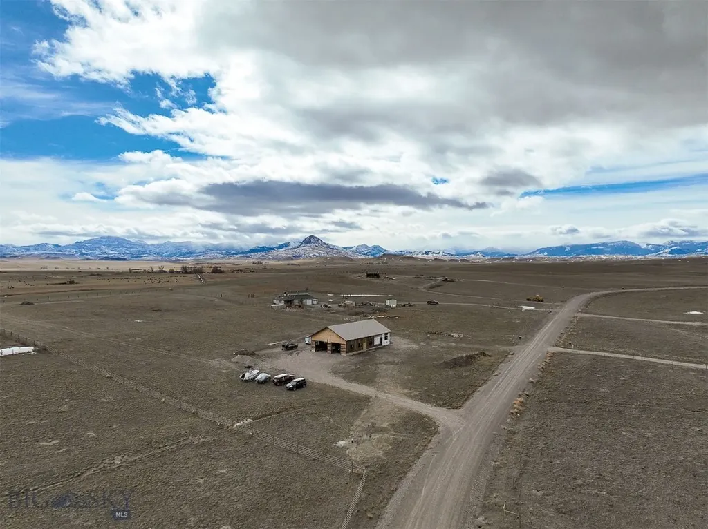 1371 Whoop Up Trail Augusta MT 59410