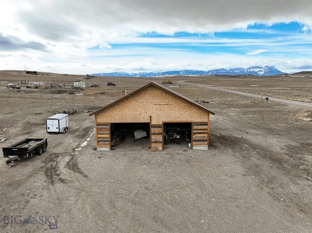 1371 Whoop Up Trail Augusta MT 59410