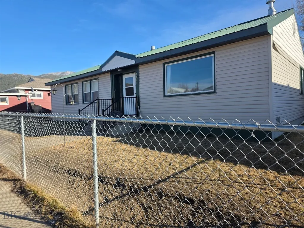 2840 Bayard Street Butte MT 59701