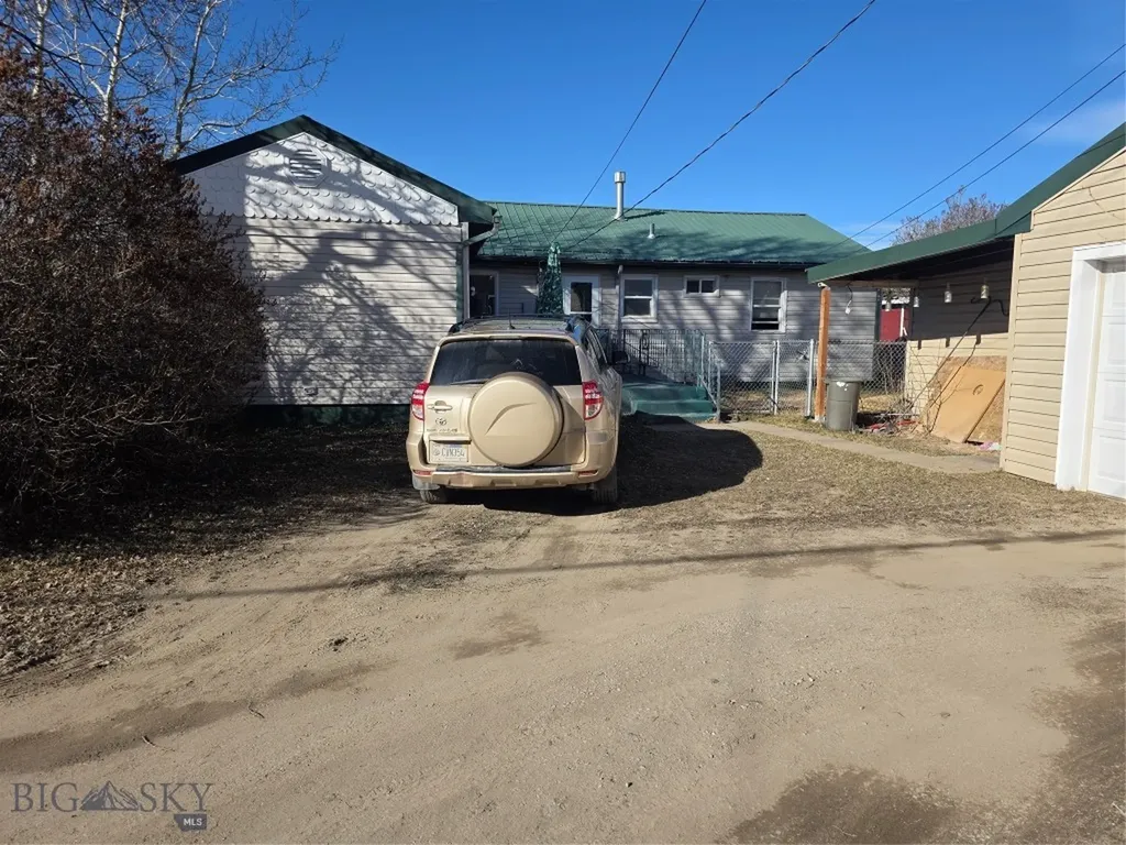 2840 Bayard Street Butte MT 59701