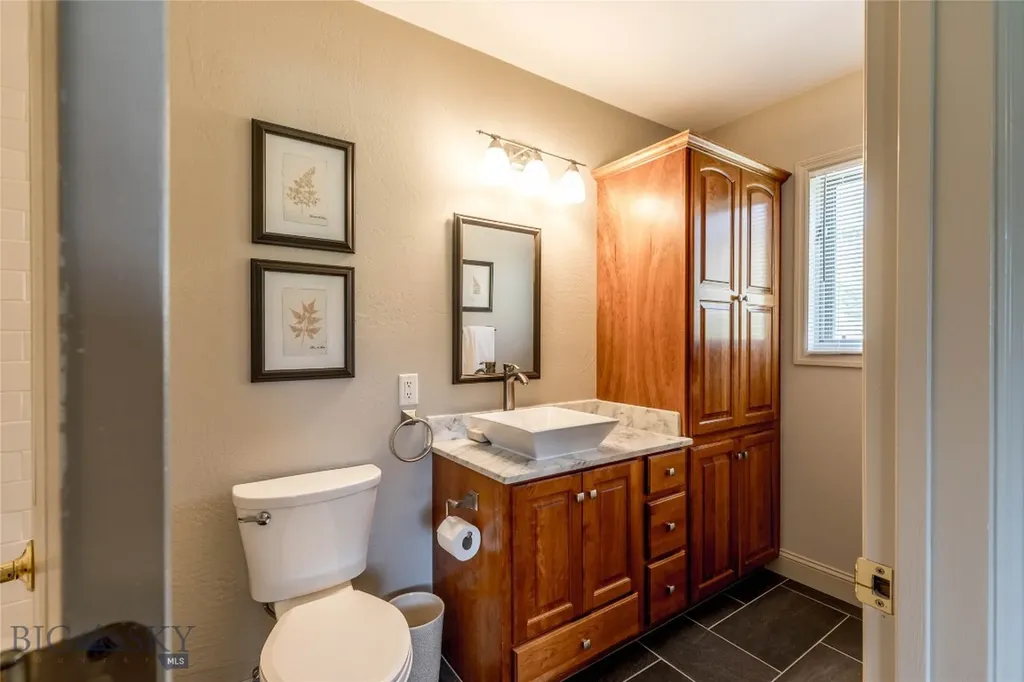 18 Sturdy Lane Cameron MT 59720
