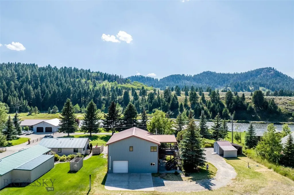 18 Sturdy Lane Cameron MT 59720