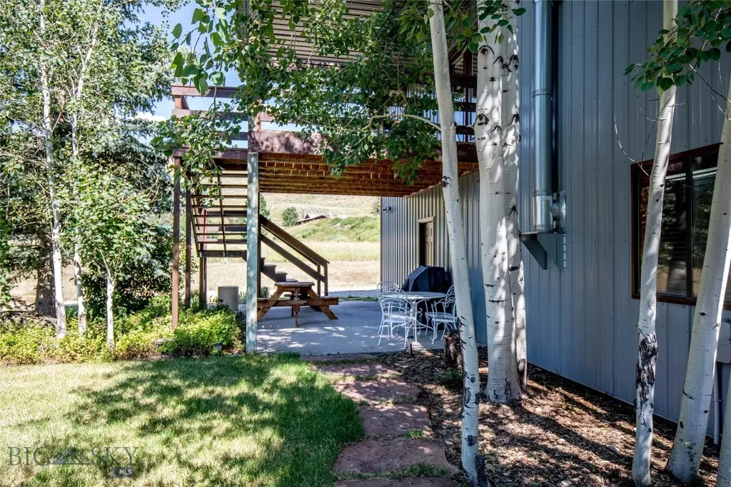 18 Sturdy Lane Cameron MT 59720