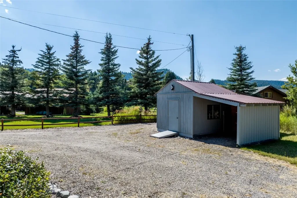 18 Sturdy Lane Cameron MT 59720