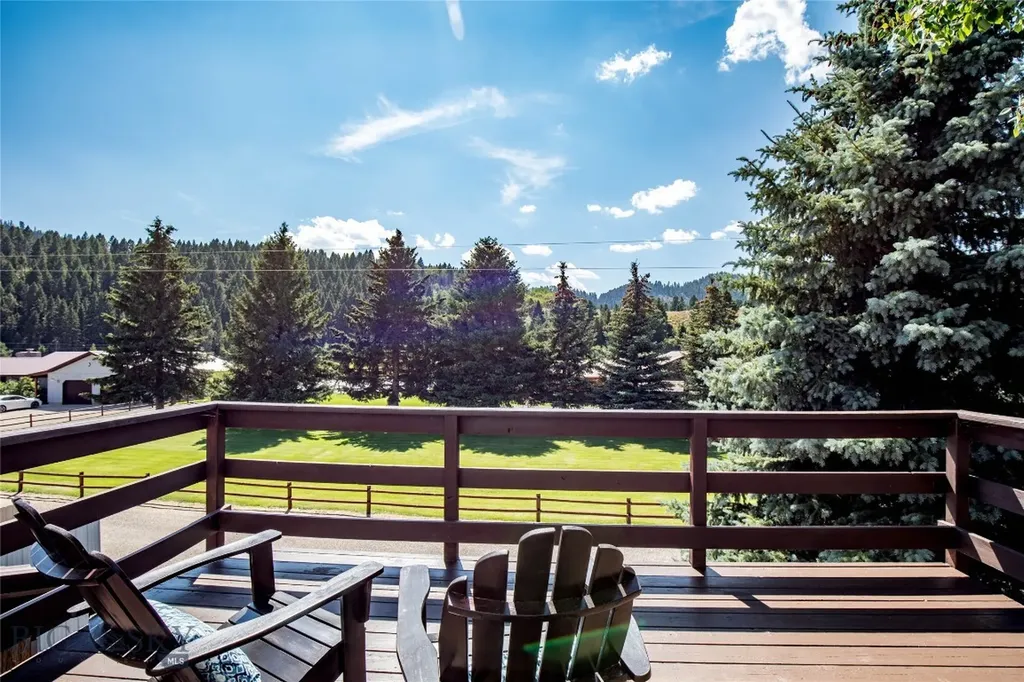 18 Sturdy Lane Cameron MT 59720