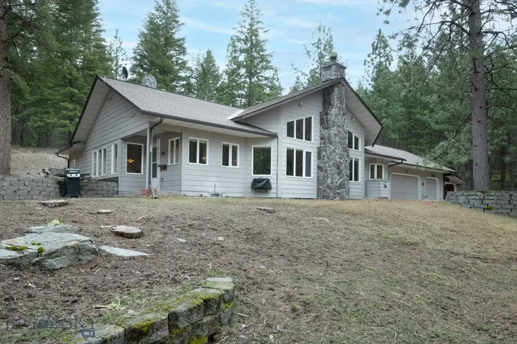 14300 Cambridge Road Bonner MT 59823