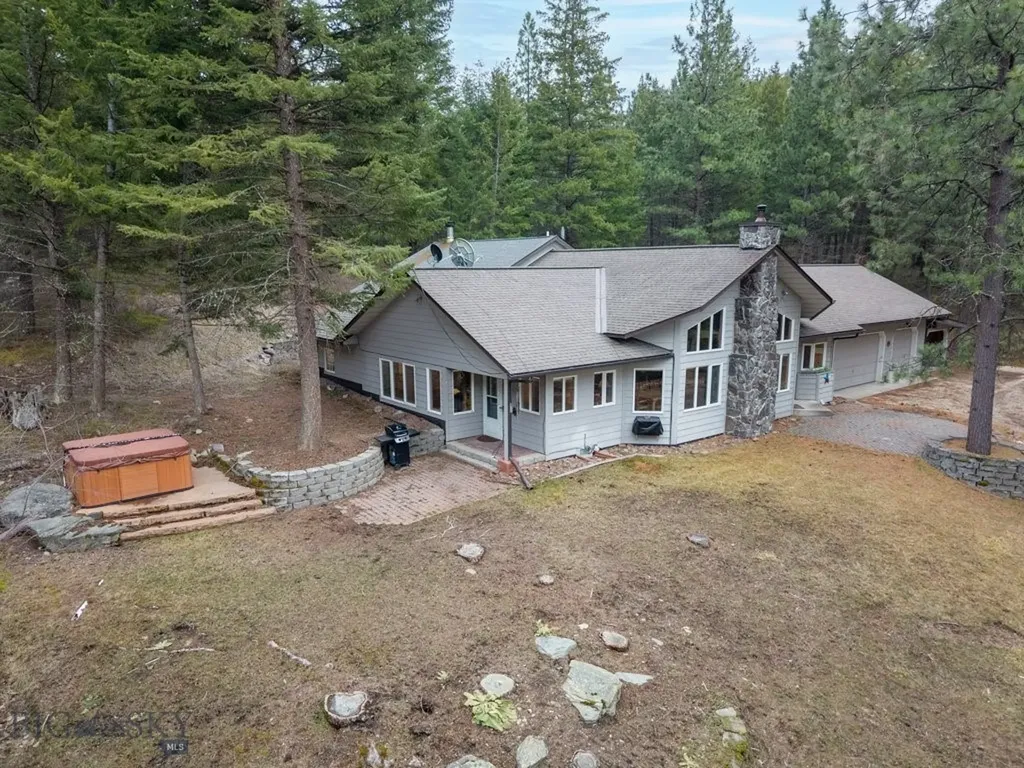 14300 Cambridge Road Bonner MT 59823