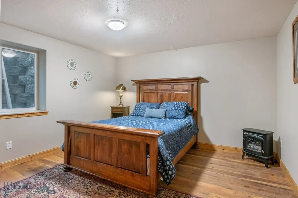 14300 Cambridge Road Bonner MT 59823