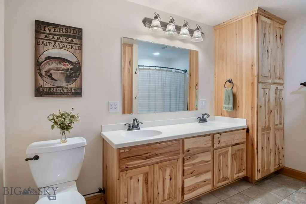 14300 Cambridge Road Bonner MT 59823