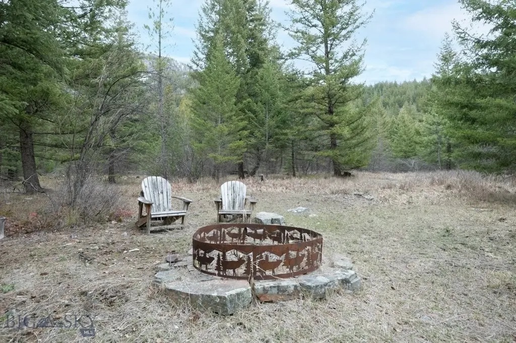 14300 Cambridge Road Bonner MT 59823