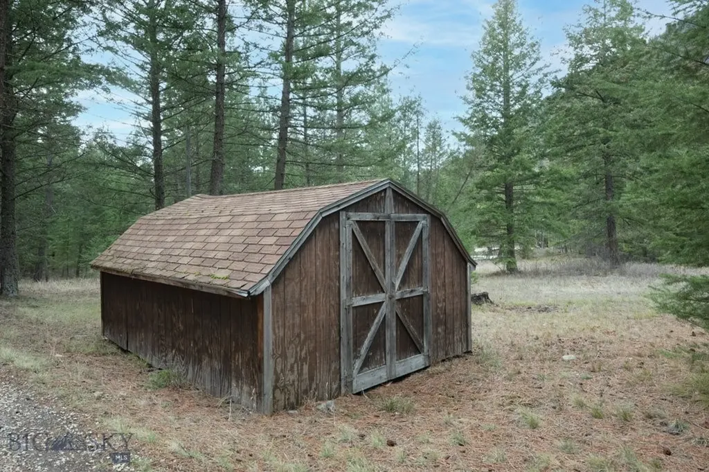 14300 Cambridge Road Bonner MT 59823
