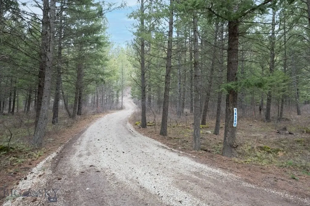 14300 Cambridge Road Bonner MT 59823